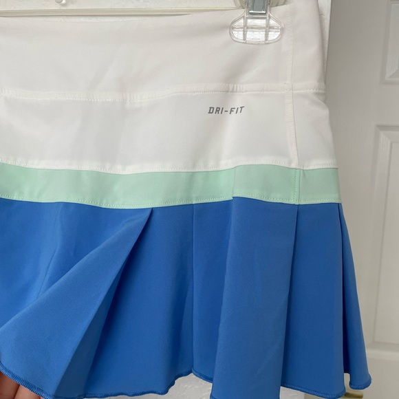 Nike Pleated Tennis Skort - Picture 3 of 5